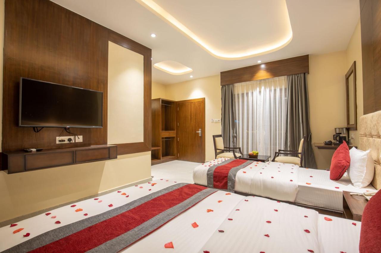 Lumbini Palace Resort Extérieur photo